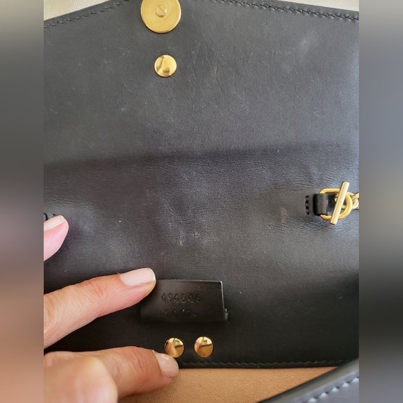 Gucci Mini Bag in Black and Green with Gold Chain - Picture 4 of 7